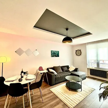 Apartment Blissliving *